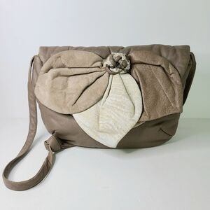 Morgan Le Fay Limited Edition Large Flower Oversized Puffy 80s Tan Vintage Bag